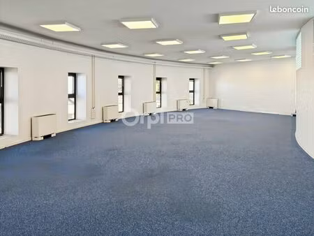 bureau 41 m²