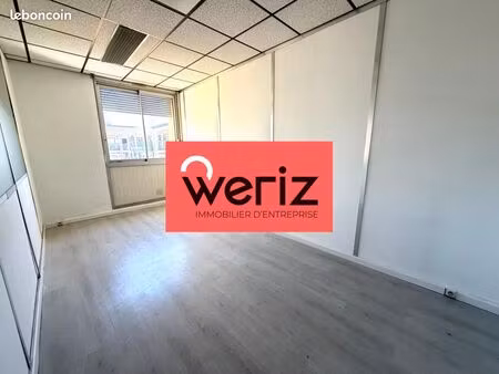 bureau 90 m²