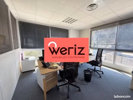 bureau 140 m²