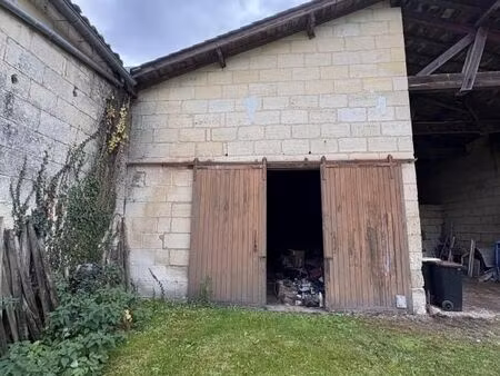 hangar 97 m² genissac