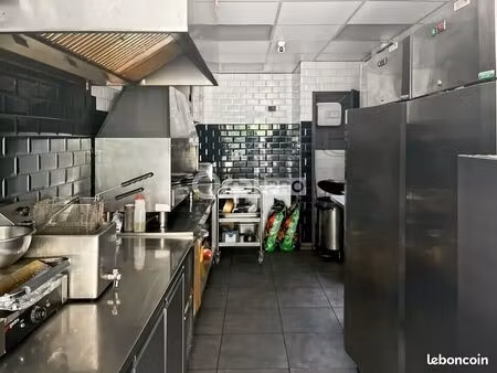 local commercial 23 m²