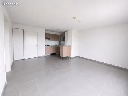 appartement 3 pièces 61 m²