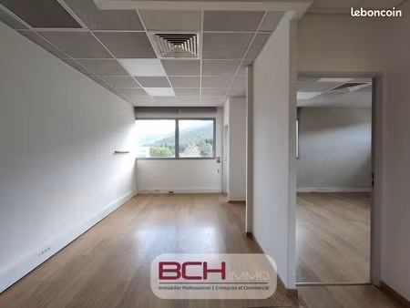 bureaux 460 m²