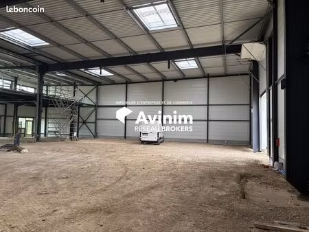 local 461 m² marignane