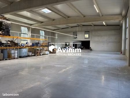 local 1140 m² saint-estève-janson