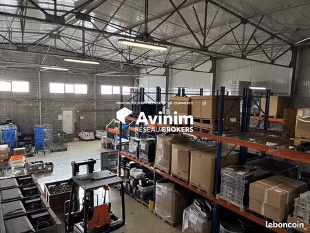 local 750 m² vitrolles