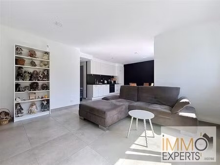 appartement à louer à rue arthur charles 86 andenne (vbe28043)