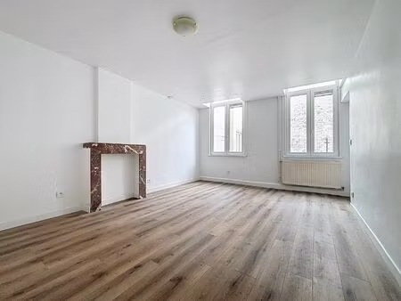 appartement à louer avec terrasse et jardin   tournai (vbe27472)
