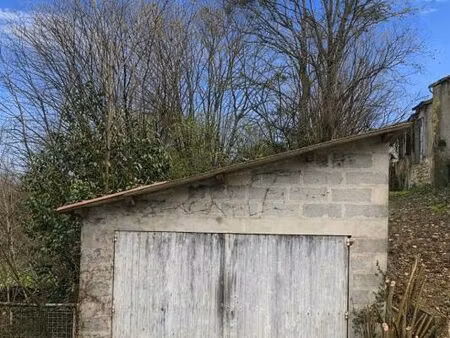 garage/box 15 m² bonnetan