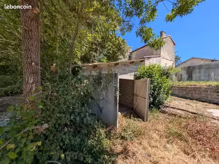 garage/box 18 m² bonnetan