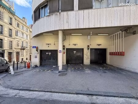 parking/box 9 m² marseille 06