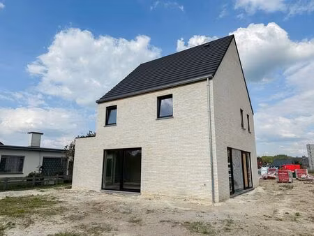 maison à vendre à bergstraat 56 belsele (rbw03408)