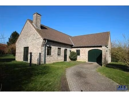 maison à vendre avec garage et 3 chambres   tournai (vbe27426)