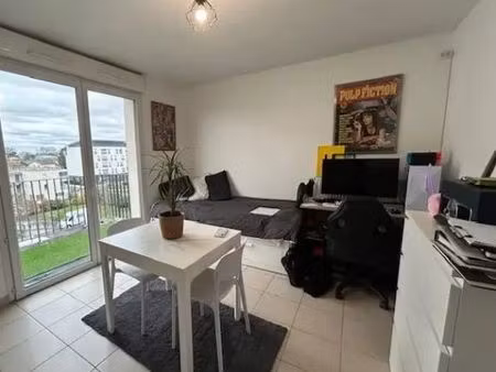 t1 de 22m2 avec balcon et parking