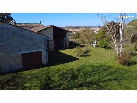 immeuble 180 m² cadarsac