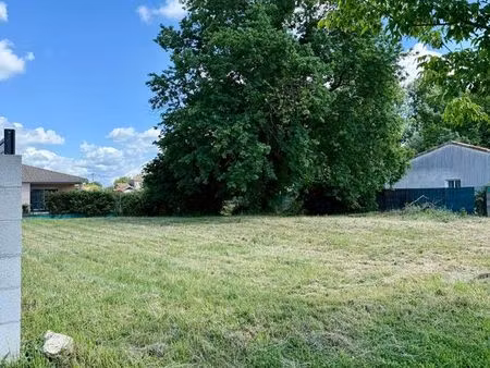 terrain 812 m2 izon