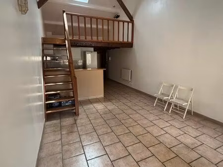 location studio saint henri 45m2