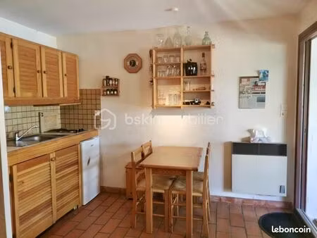 studio 1 pièce 18 m²