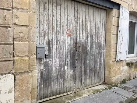 parking/box 48 m² bordeaux