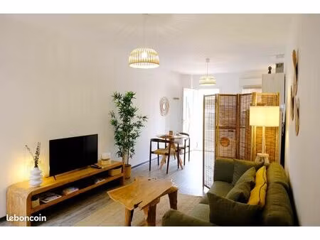 t2 meublé avec terrasse & spa – berre-l’étang