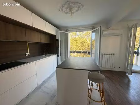 t4 72m² entièrement rénové – balcon + logia – cuisine équipée – château gombert / saint-jé