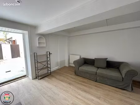 studio 1 pièce 25 m²