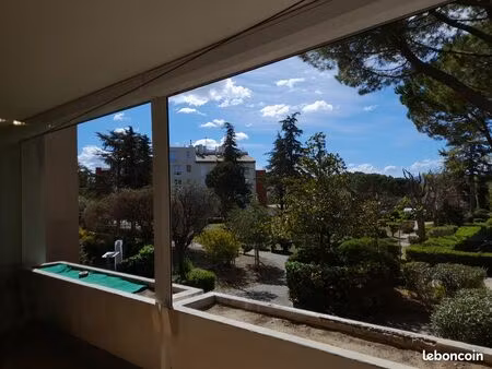 appartement 85 m² - t3/4 - plan de cuques - terrasse - entièrement rénové en 2023