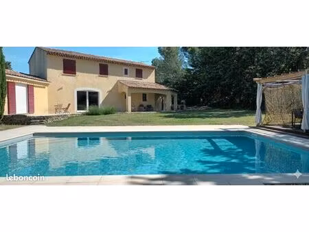 villa 188 m2 avec piscine et terrain 3000 m2