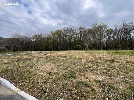 terrain 1 120 m² latresne