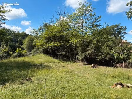 terrain constructible 1218m2