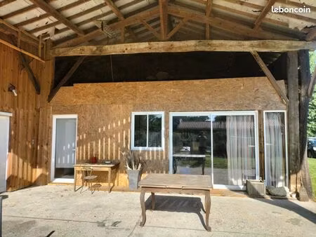 maison ancienne en pierre /ossature bois  proche océan