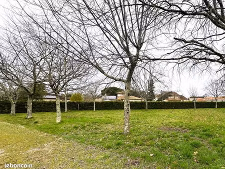 terrain 1100 m² camblanes-et-meynac