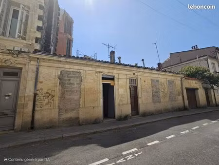 échoppe double cadastrée en deux lots