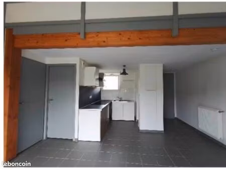 t2 r+1 avec balcon + 2 places de parking