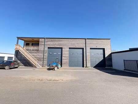 location bureaux et commerces à billiers (56190) : à louer / 125m² billiers