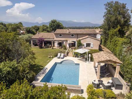 vente villa 9 pièces