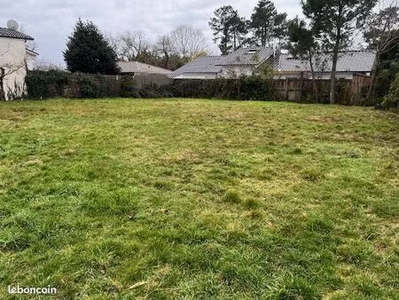terrain 714 m² audenge