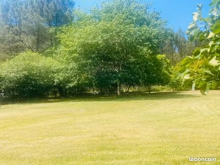 terrain constructible à salaunes – 1 478 m²