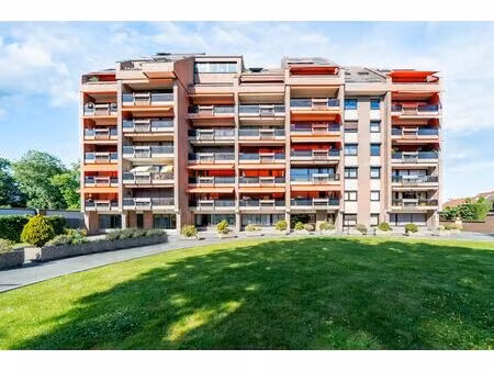appartement à vendre à chaussée de châtelet 119 gilly (vbe28423)