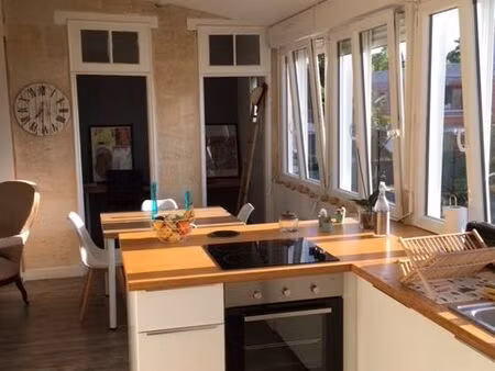 appartement t2 proche st genes