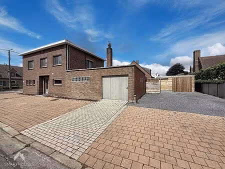 maison à vendre à monseigneur debrabanderestraat 1 ooigem (rbw02911)