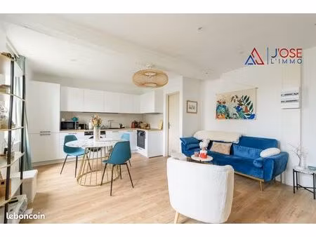 immeuble 160 m² saint-denis-de-pile