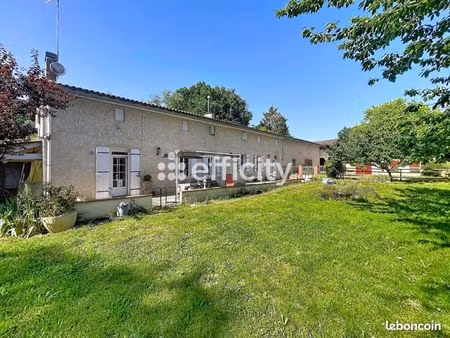 ferme 14 pièces 326 m²