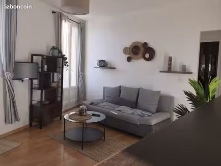 appartement t2 dans ancienne maison de maître