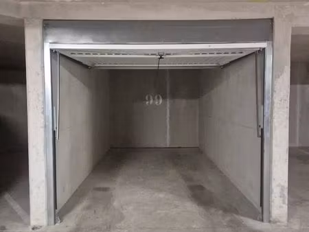 garage boxé figuerolles