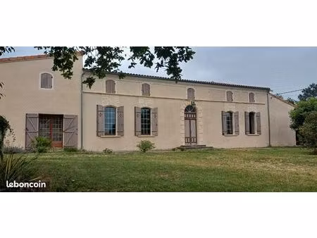 longère du xviiie siècle entièrement rénovée - 170 m²