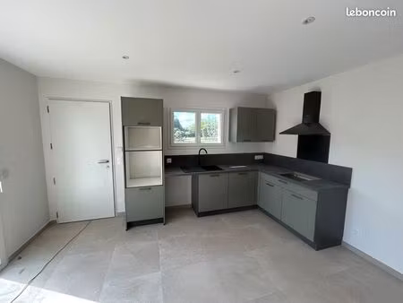 maison neuve de plein pied 65 m2 non meublée avec jardinet