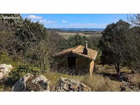 mazet 2 pièces + terrain arboré 1 2ha
