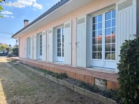 eysines / maison de 147m2 sur une parcelle de 650m2 avec garage et cave