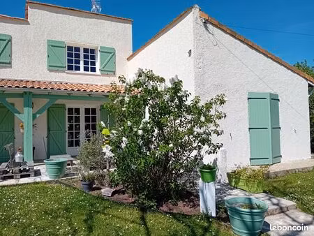 maison 7 pièces 196 m2 - 4 ch